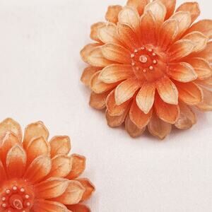 Big Vintage Flower Earrings Chrysanthemum Coral Peach Retro Resin Clip On Floral